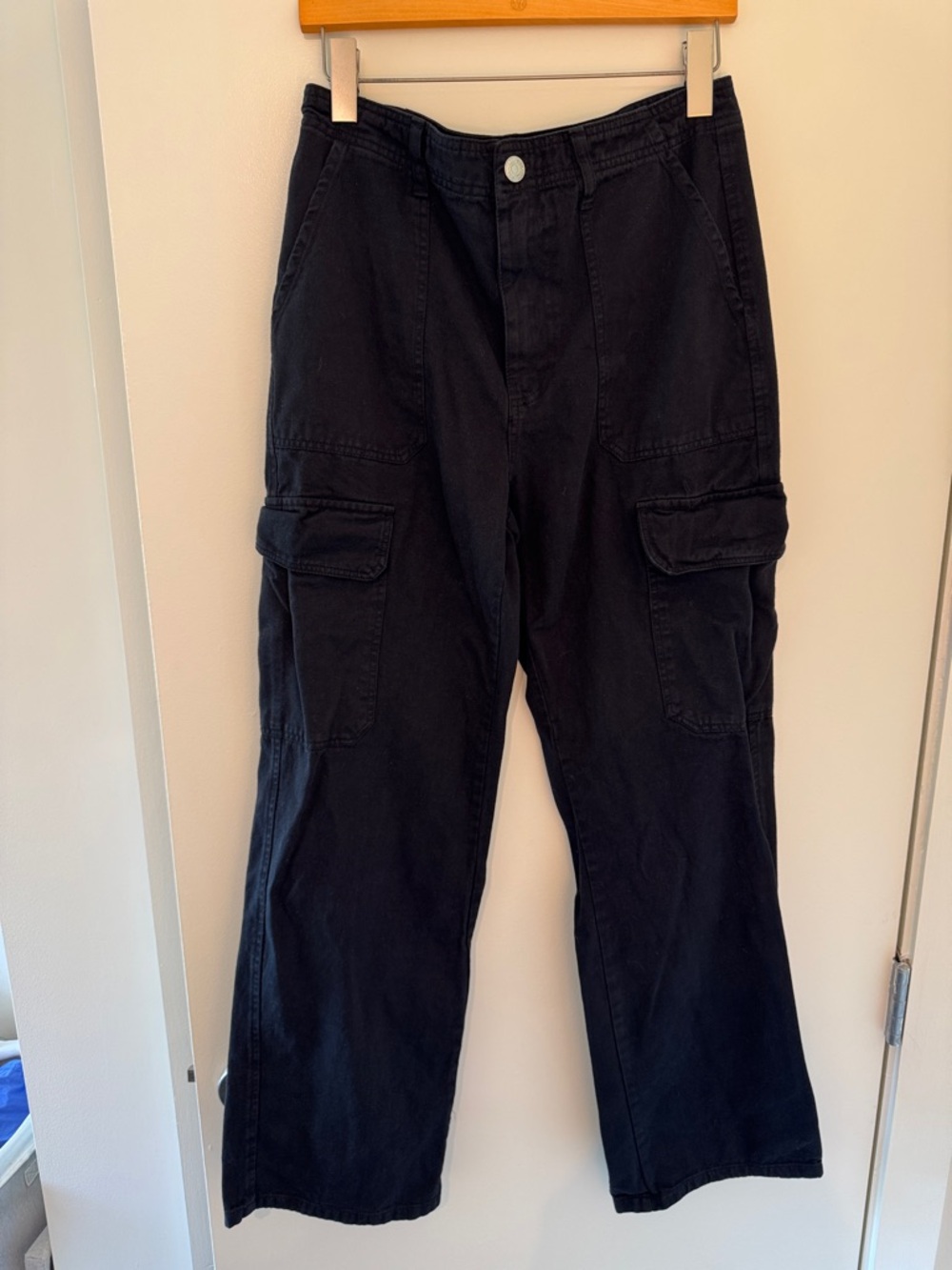 Zara Black Cargo Pants with Flap Pockets size 8